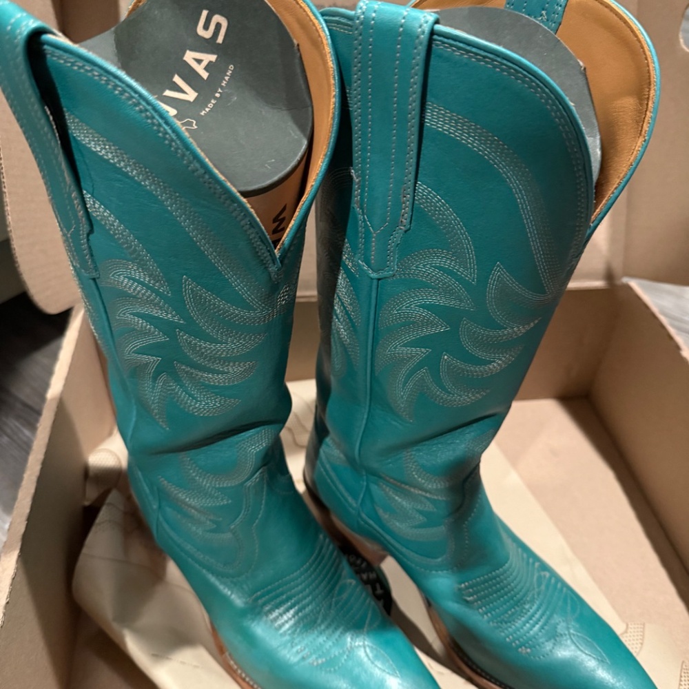 Tecovas Annie in Lagoon Color - Picture 2 of 6
